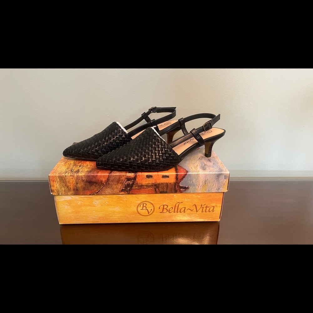 Bella~Víta size 6.5